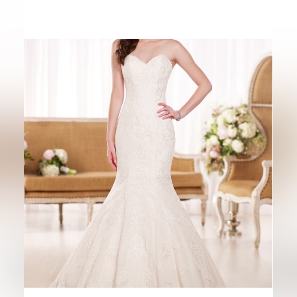Essence of Australia wedding gown. Never worn